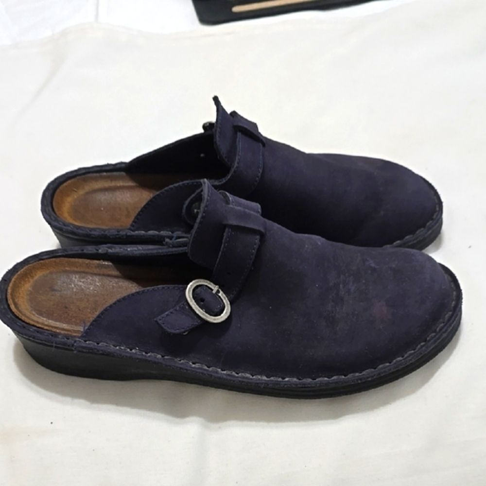 Naot Blue Clogs Slip-Ons‎ Suede-Like Finish 9